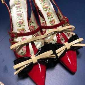 Gucci Low heal Bow Show